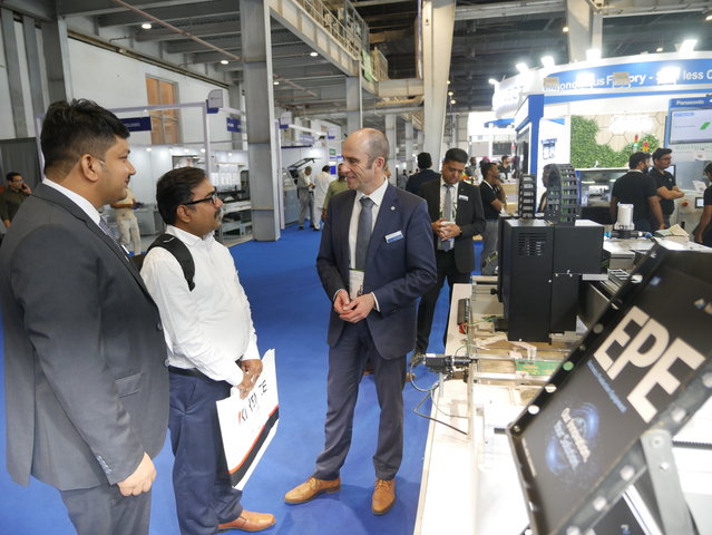 Ersa Area Sales Manager Dietmar Wolpert talking with a prospective customer