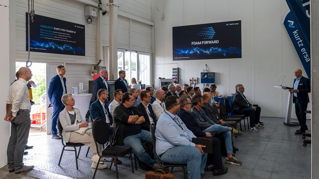 Welcome speeches by Andrea Carta and Thomas Mühleck at the opening of the Kurtz Technology Days