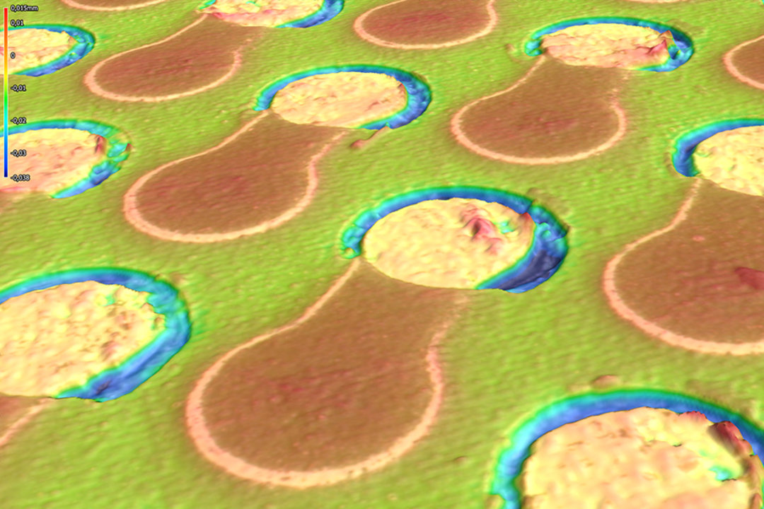 Image of a cleaned circuit board with ~20 µm residual solder