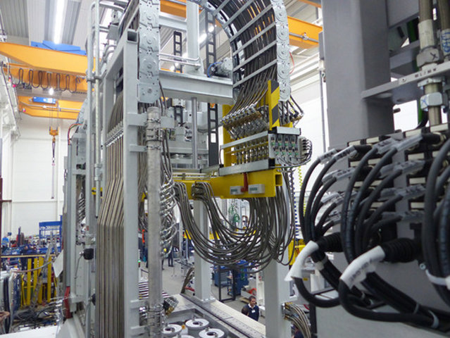 Perfectly equipped for the future of low-pressure casting: AL 28-18-18 FSC low-pressure casting machine