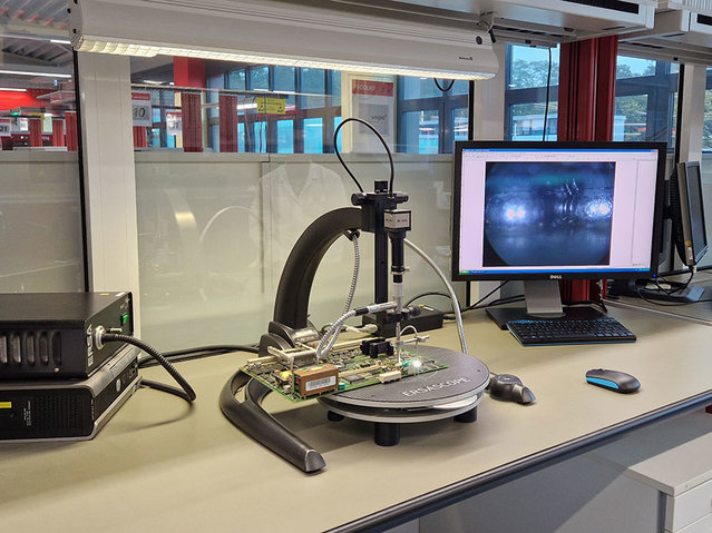 Non-destructive BGA inspection with ERSASCOPE 1 Non-destructive BGA inspection with ERSASCOPE 1