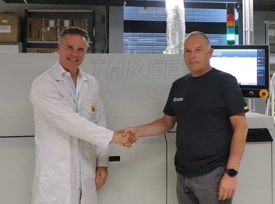 Good partners for over 20 years: Gerhard Sattler from TELE (right) and Stefan Kessler from Stepan GmbH