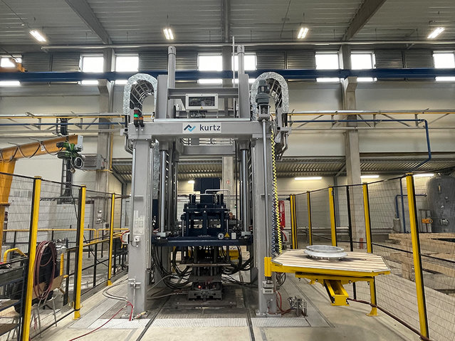 Kurtz low-pressure casting machine AL18-16 FSC