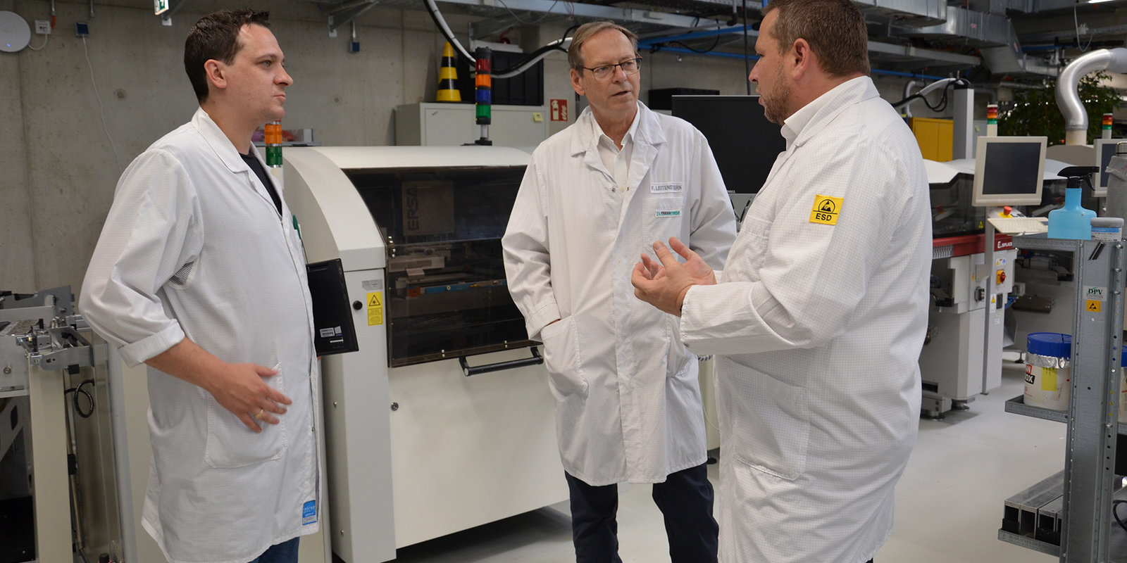 Production Manager Dominik Wimmer, Sales Representative Franz Leitenstern and Ersa Area Sales Manager Mark Birl (right) in conversation