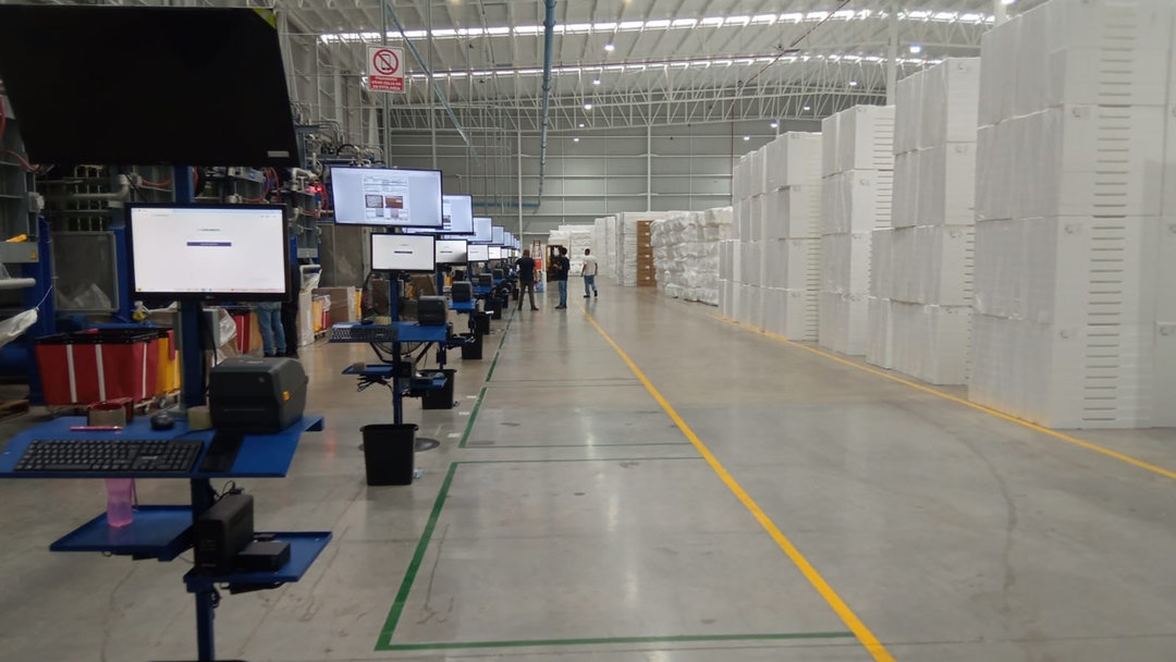 Material flow, production planning and monitoring with MRP system "UKKO"