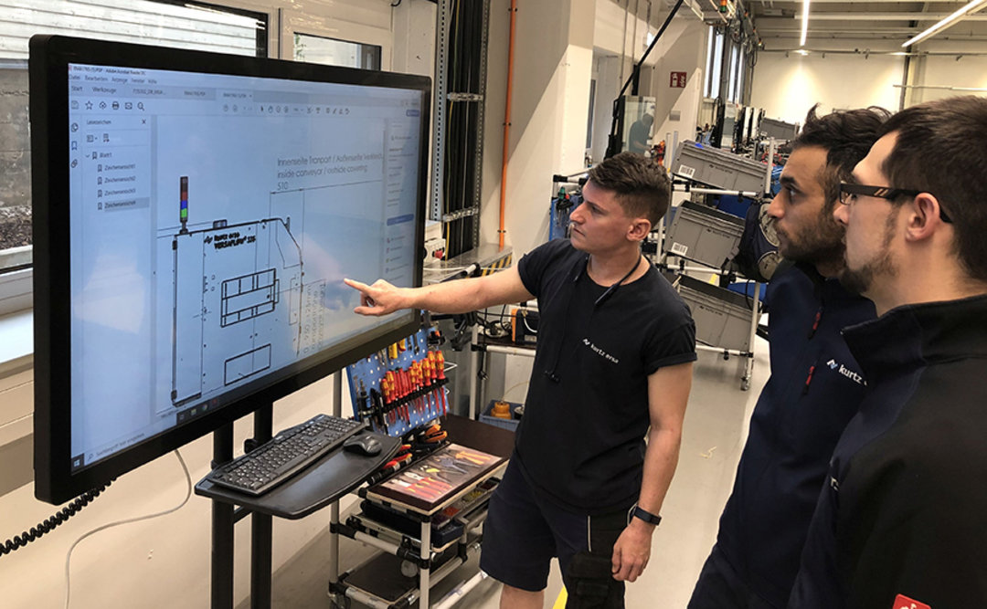 The Worker Information System (WIS) provides all necessary documents for a current order The Worker Information System (WIS) provides all necessary documents for a current order