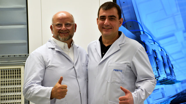 Successful project partners: Stoyan Stoyanov, Global SMD/SMT Expert Festo Bulgaria (right), and Ersa Area Sales Manager Christian Ott