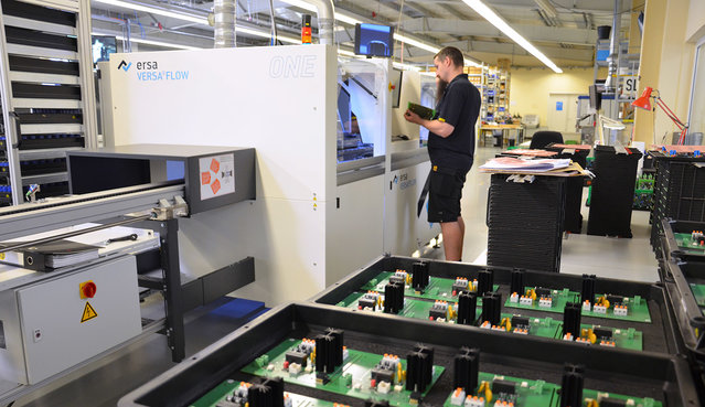 Preparations for the next product: Program input on the VERSAFLOW ONE Preparations for the next product: Program input on the VERSAFLOW ONE