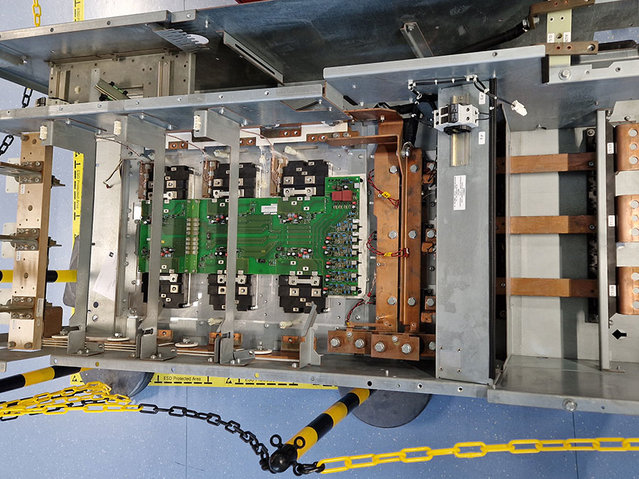 Interesting application: Repairs are also carried out in the field of maritime electronics, e.g., water-cooled inverters from the VACON NX product series Interesting application: Repairs are also carried out in the field of maritime electronics, e.g., water-cooled inverters from the VACON NX product series