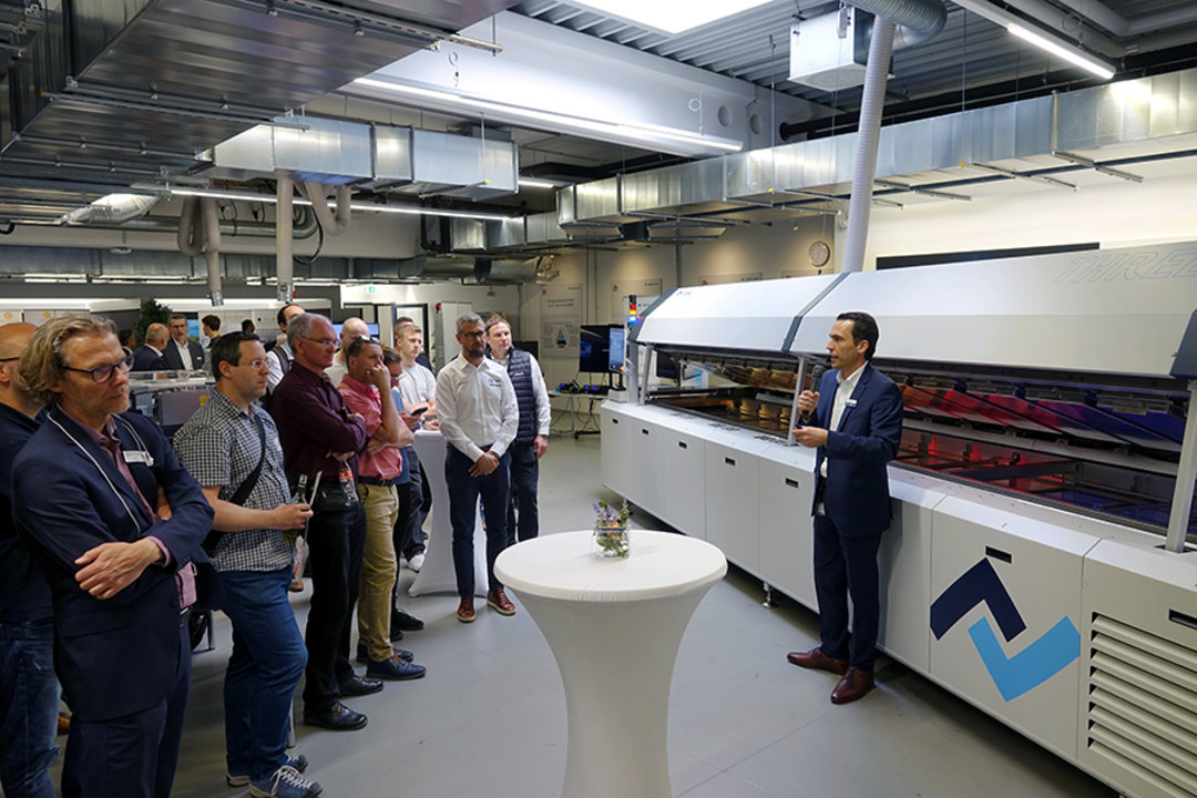 Hands-on session on the Ersa reflow soldering machine HOTFLOW THREE, presented by Ersa Product Manager Michael Haas