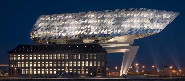 LED Light Engines and LED controls from Tridonic are the technical heart of the lighting system of the new administrative building of the harbour authorities in Antwerp