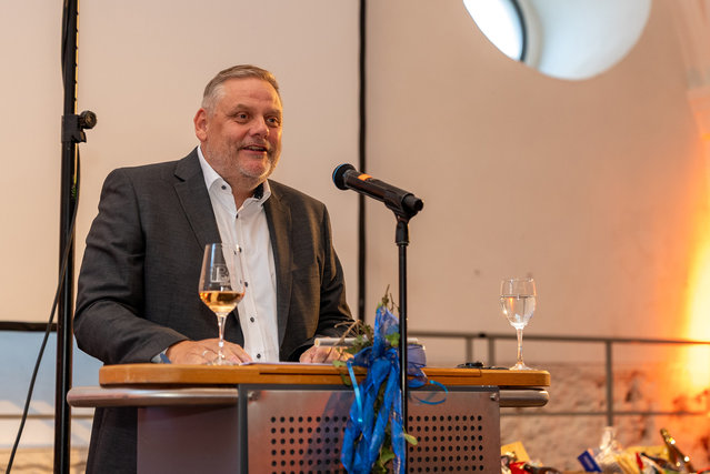 Kurtz Ersa CEO Thomas Mühleck during his opening remarks at the 2026 anniversary celebration at Bronnbach Abbey