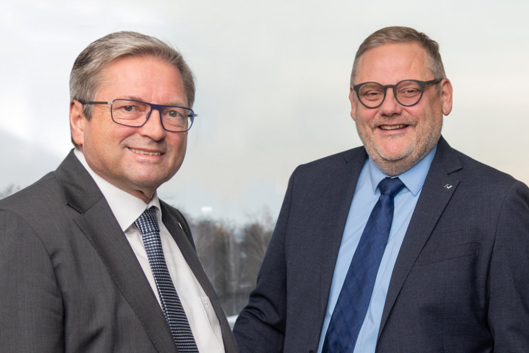 Rainer Krauss, Ersa General Sales Manager and Managing Director Kurtz Ersa India and globalPoint (left), with CFO and CEO a.i. Thomas Mühleck