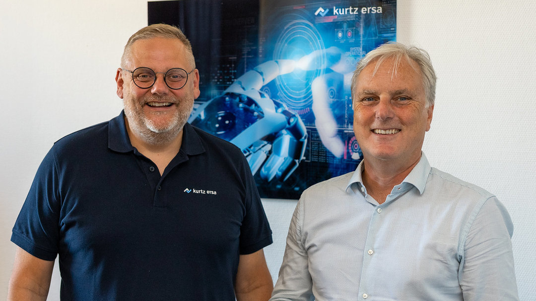 CEO Thomas Mühleck (left) and Hubert Baren, CEO of the Automation business unit