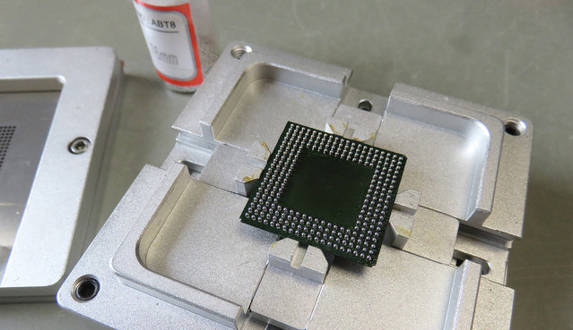Reballing of the BGA
