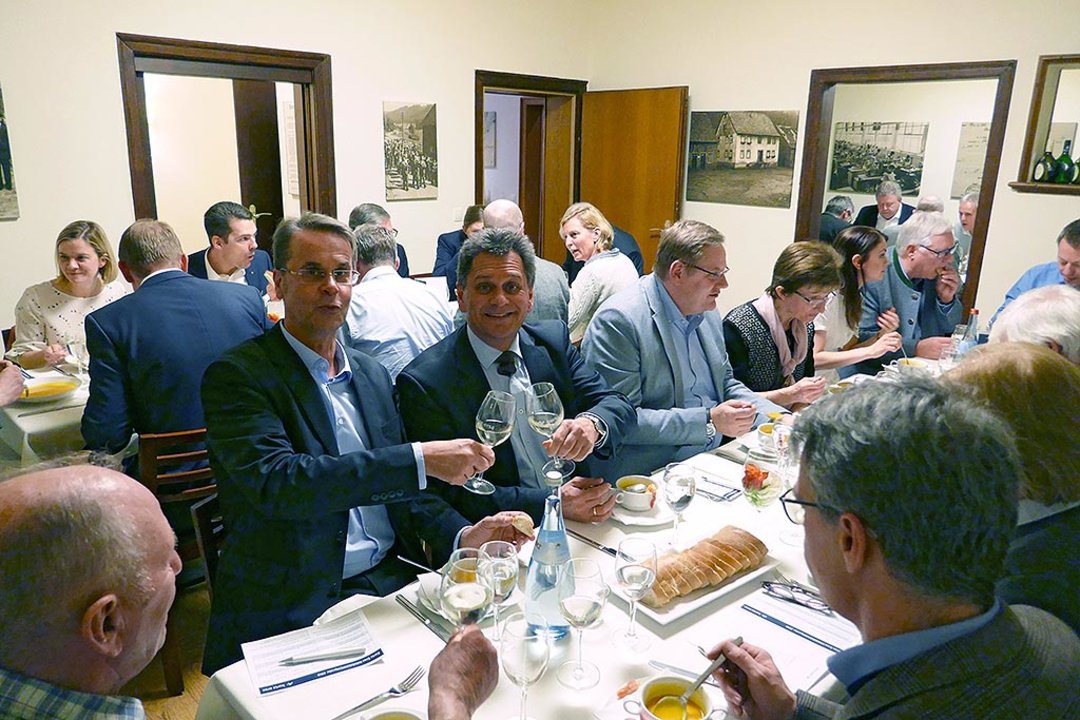 For the fifth time in the manor house: the choice of HAMMERWEIN