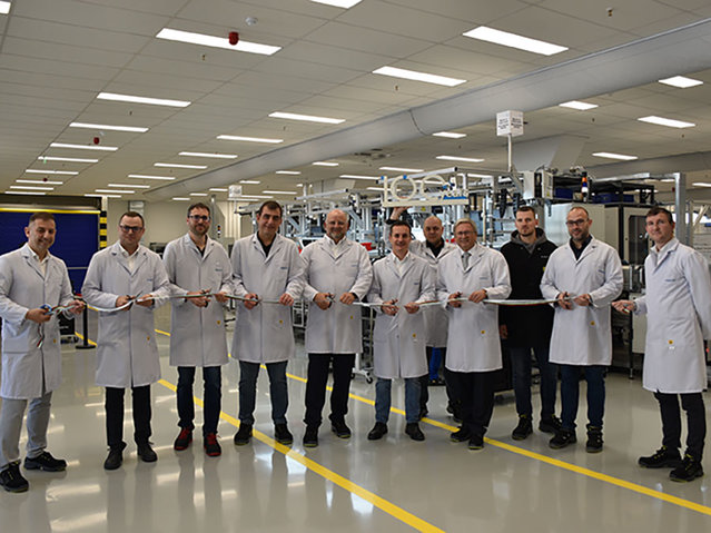 Official ribbon cutting and handover of the system: completion of an ambitious project that coincides with the 100th anniversary of the Festo company Official ribbon cutting and handover of the system: completion of an ambitious project that coincides with the 100th anniversary of the Festo company