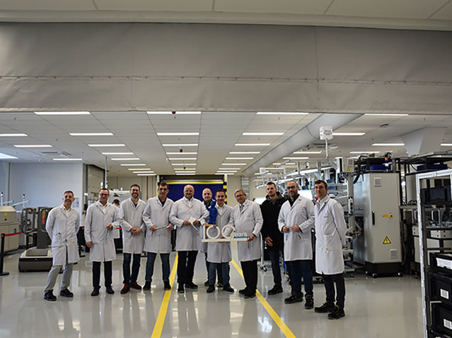 Official handover of the Ersa POWERFLOW PRO wave soldering system extended with automation solutions at the Sofia site of Festo Bulgaria