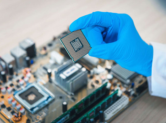Nachhaltige SMT/BGA-Reparatur mit Ersa Rework-Stationen