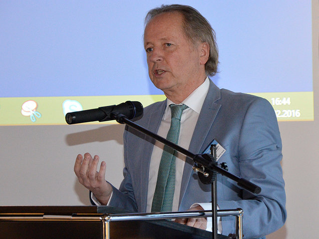 Prof. Dr. Wilfried Mödinger stressed that Kurtz Ersa changes with the foundation of the Hammer Academy from an industrial to a knowledge-based company Prof. Dr. Wilfried Mödinger stressed that Kurtz Ersa changes with the foundation of the Hammer Academy from an industrial to a knowledge-based company