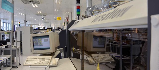 20 years of smooth production: Ersa VERSAFLOW 40/50 in electronics production at Tesat-Spacecom
