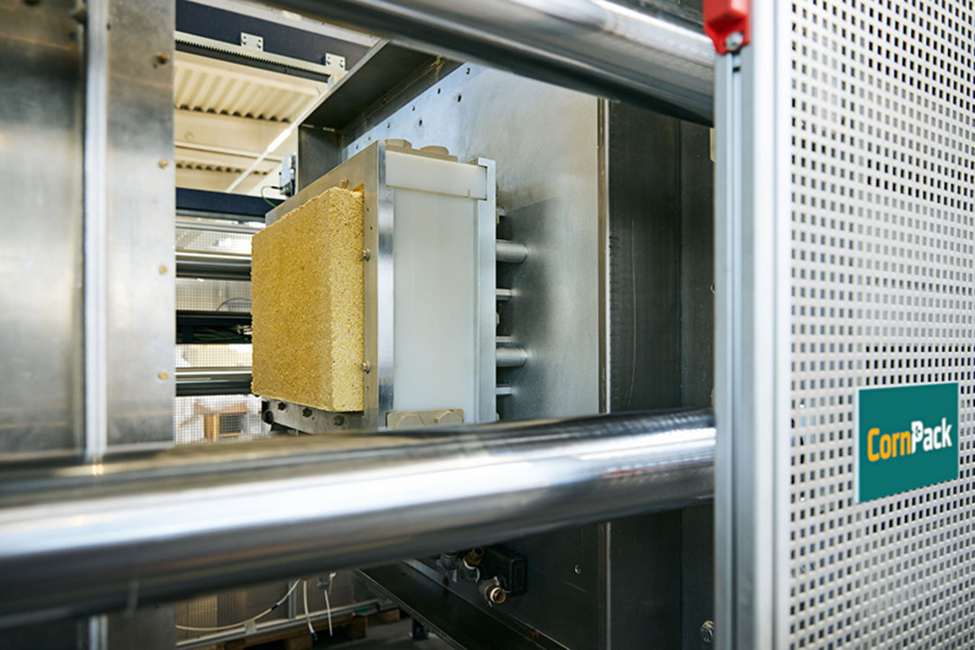 CornPack is produced using RF technology on a Kurtz WAVE FOAMER CornPack is produced using RF technology on a Kurtz WAVE FOAMER