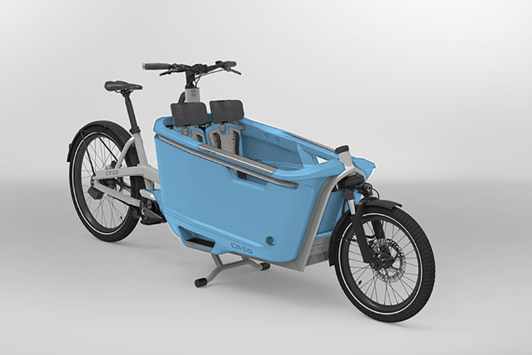 Thanks to adjustable headrests and seat belts, children from 9 months to 7 years sit comfortably and safely in the Ca Go Bike Thanks to adjustable headrests and seat belts, children from 9 months to 7 years sit comfortably and safely in the Ca Go Bike