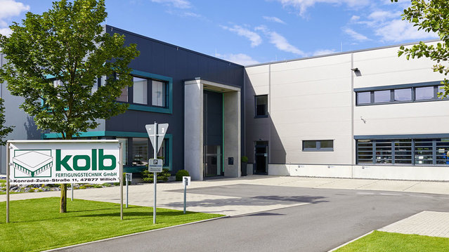 The extended Kolb Fertigungstechnik building with 3300 m² of production space