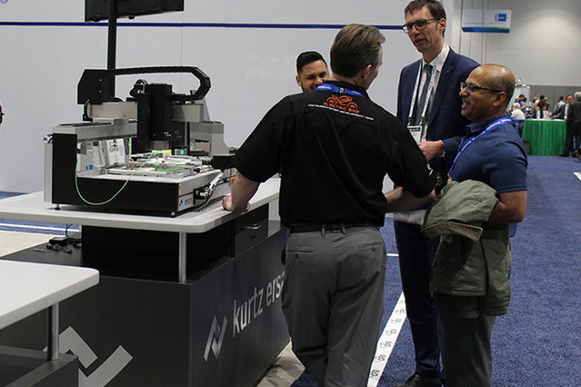 Technical discussion on component repair at the Ersa HR 600/3P rework system