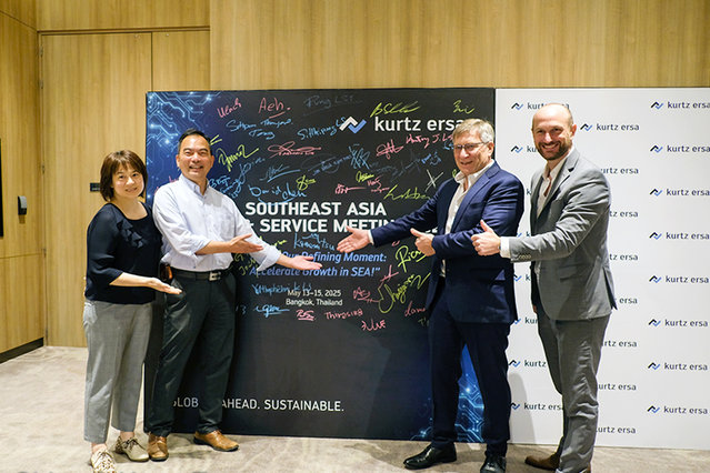 Welcome (from left): Susanna Wang, Michael Wang, Bernd Schenker, Ulrich Dosch Welcome (from left): Susanna Wang, Michael Wang, Bernd Schenker, Ulrich Dosch