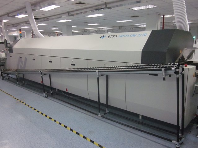 One of twelve Ersa HOTFLOW 3/20, in use round the clock at Compal Com in Nanjing