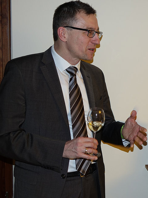 Sommelier Christian Reiss at the Kurtz Ersa HAMMERWEIN tasting with interesting insights into the world of Franconian wines
