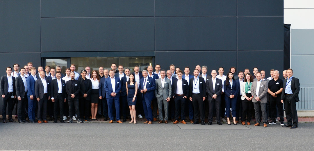 The participants of the 2023 Technology Forum in front of the Ersa site in Wertheim, Germany